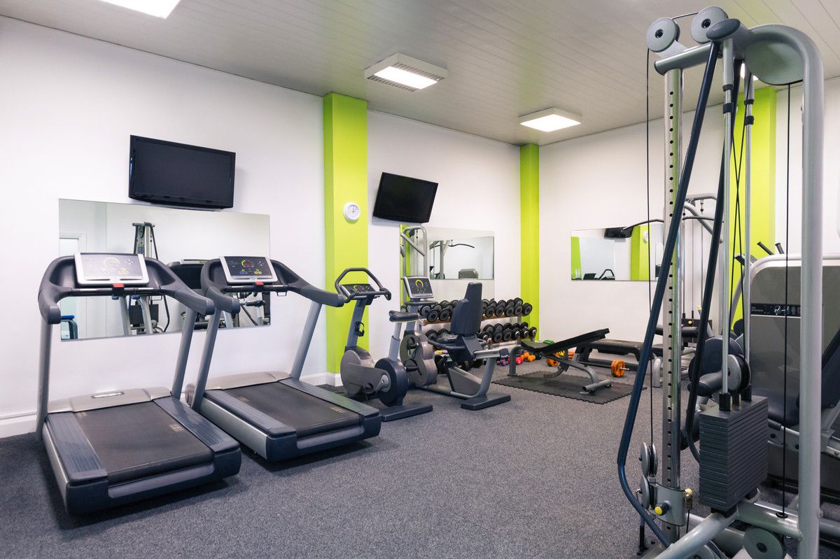 The fitness centre at the Mercure Daventry Court Hotel